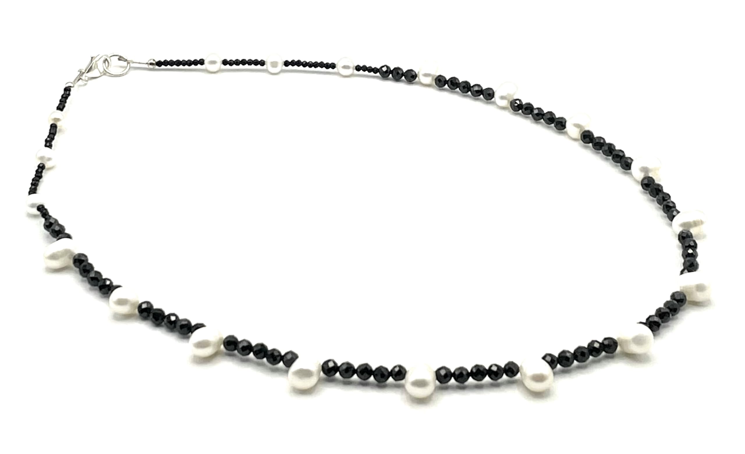 Collier Ras du Cou avec Perles Naturelles et Spinelle Noir, Argent 925, Bijoux Artisanaux, Made in Italy, Pierres de Gemmes