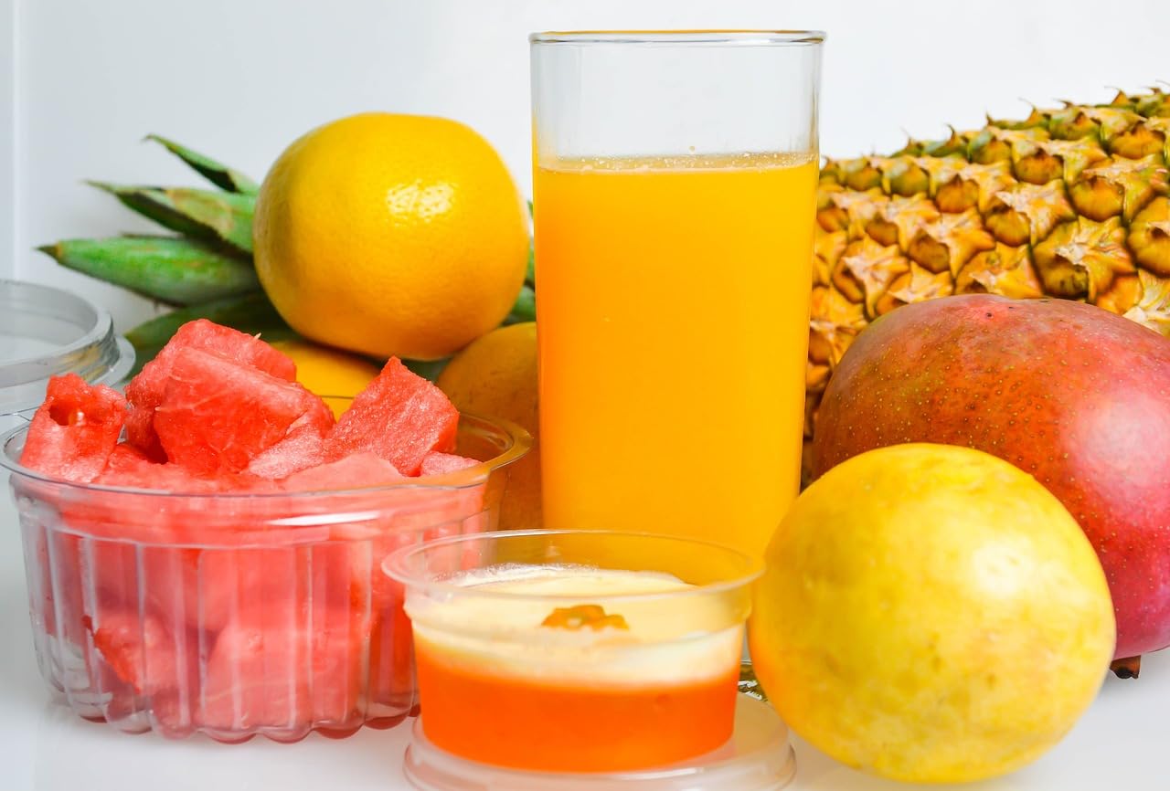 Caramanfruit Passionsfrucht-Frucht-Püree - 4x 1kg - exotisches Maracuja-Püree angenehm süß, frei von Farb- und Konservierungsstoffen, zur Herstellung von Sorbet, Smoothies, Eis, zu Cocktails, Saft