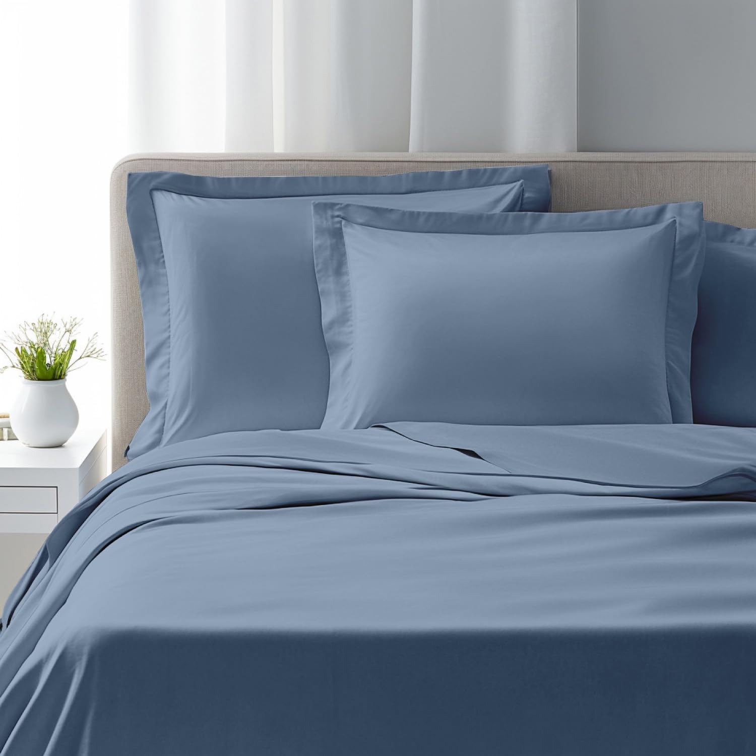 domus&trend - Completo Letto Matrimoniale KingSize con Lenzuola Matrimoniali Cotone Percalle 270x300 + 1 Lenzuolo con Angoli Coprimaterasso Sotto 200x200x30 + 2 Federe Cuscino Letto 50x80 (Blu)