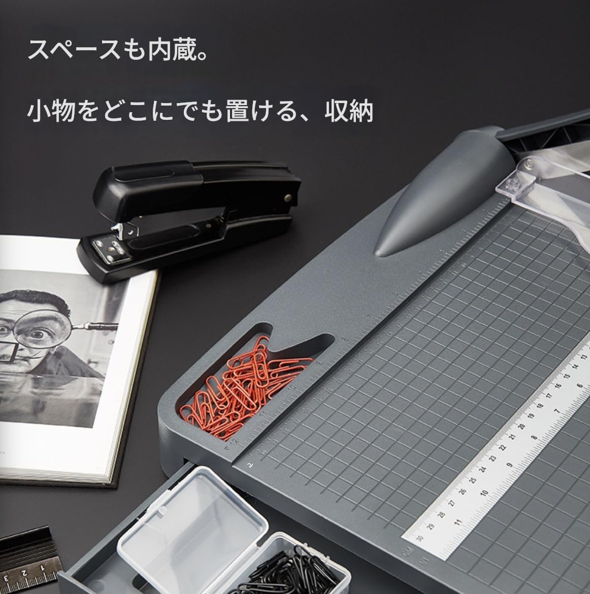 A4ペーパーカッター 一度に最大16枚までカットできます 裁断機 裁断紙 厚紙 写真 スクラップブッキング オフィス 教室 スタジオ