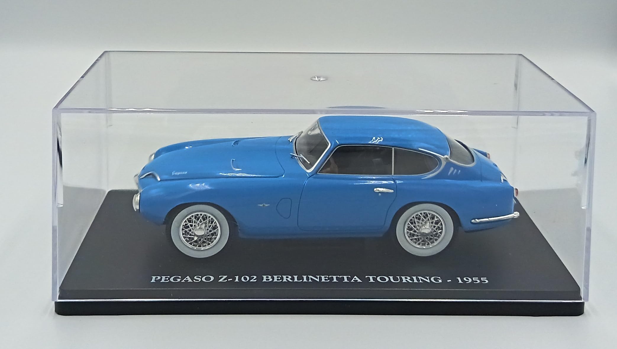 OPO 10 Modellino da Collezione in Scala 1/24 Compatibile con Pegaso Z102 Berlinetta Touring (1955) VC088