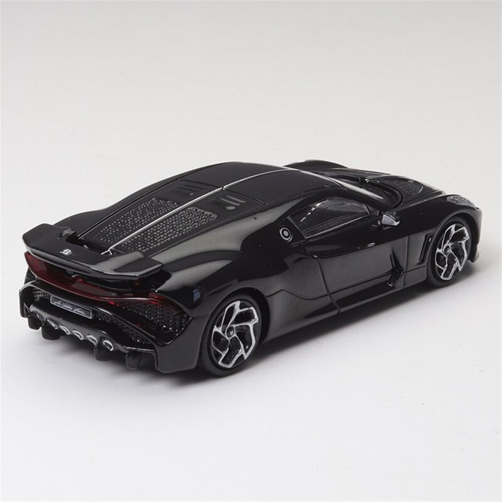 Amazon.co.jp: スケールモデル車両 1:64 ブガッティ LVN スポーツカー 