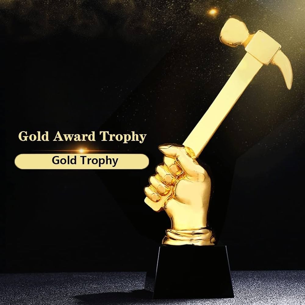 Amazon | ゴールデンハンマートロフィーゴールドトロフィー