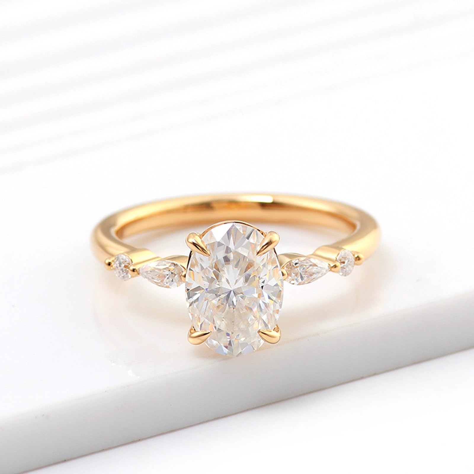 Anillos de oro 375 para mujer, anillo de boda de oro amarillo de 9 quilates, ovalado, anillos de compromiso solitario, anillo de compromiso para mujer con moissanite de 1 ct, color D, VVS1, para