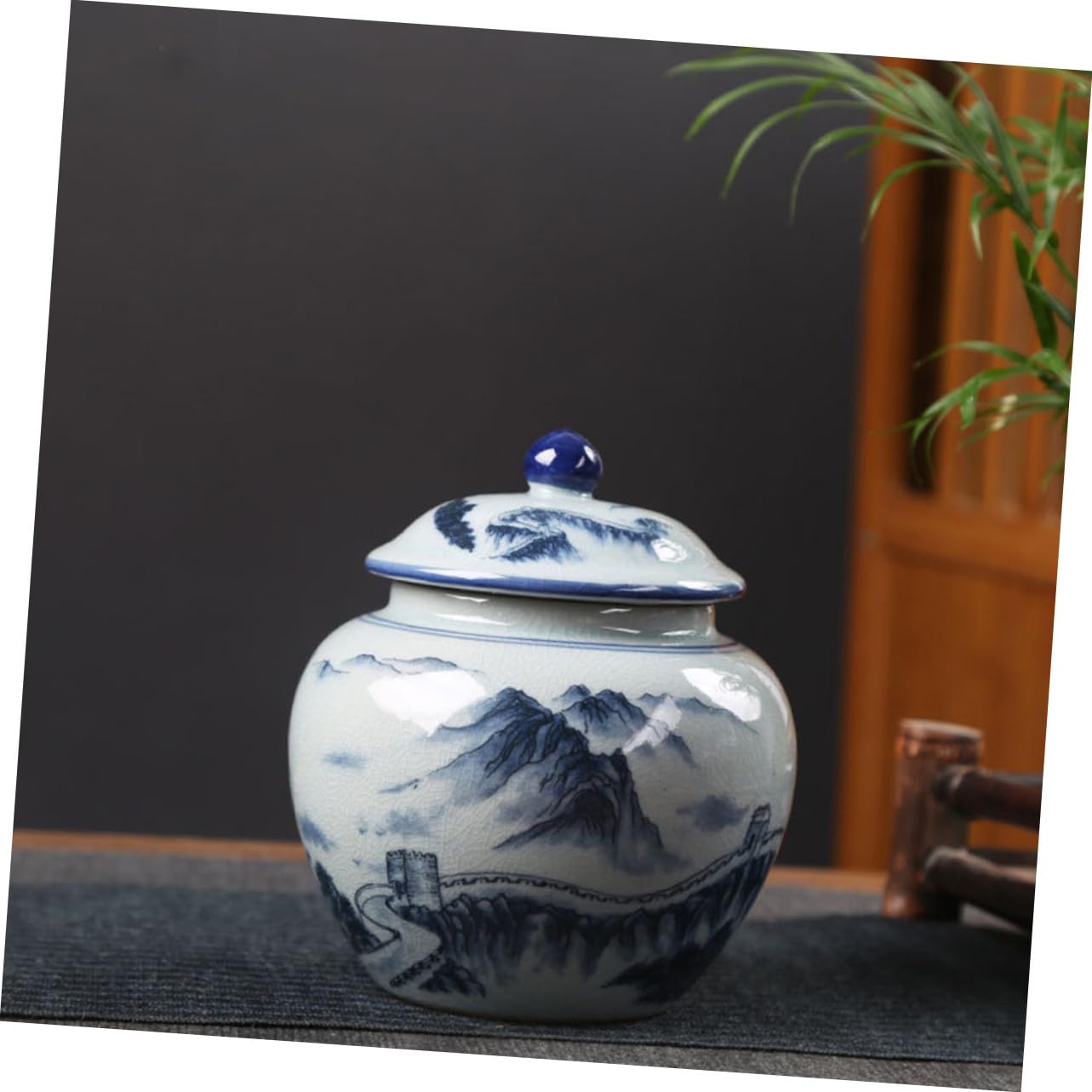 Chinesische Vintage Keramik Teedose mit Dicht Schließendem Deckel und Dekorativem Design für Tee und Zucker im Teehaus oder Teegeschäft