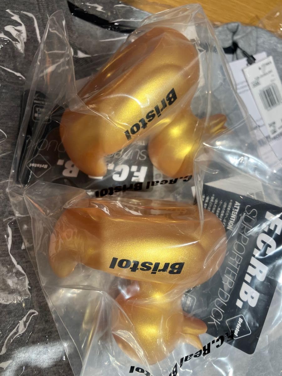 Amazon.co.jp: RUBBER DUCK アヒル fcrb 23aw 23fw 金色 フィギュア