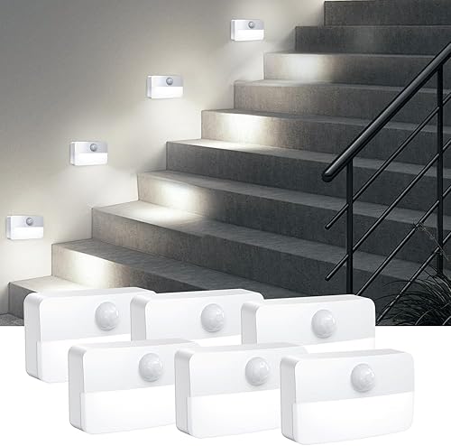 AMIR Paquete de 6 mini luces de escalera con sensor de movimiento para interiores, luz nocturna LED alimentada por batería, 40 lúmenes, 6500 K,
