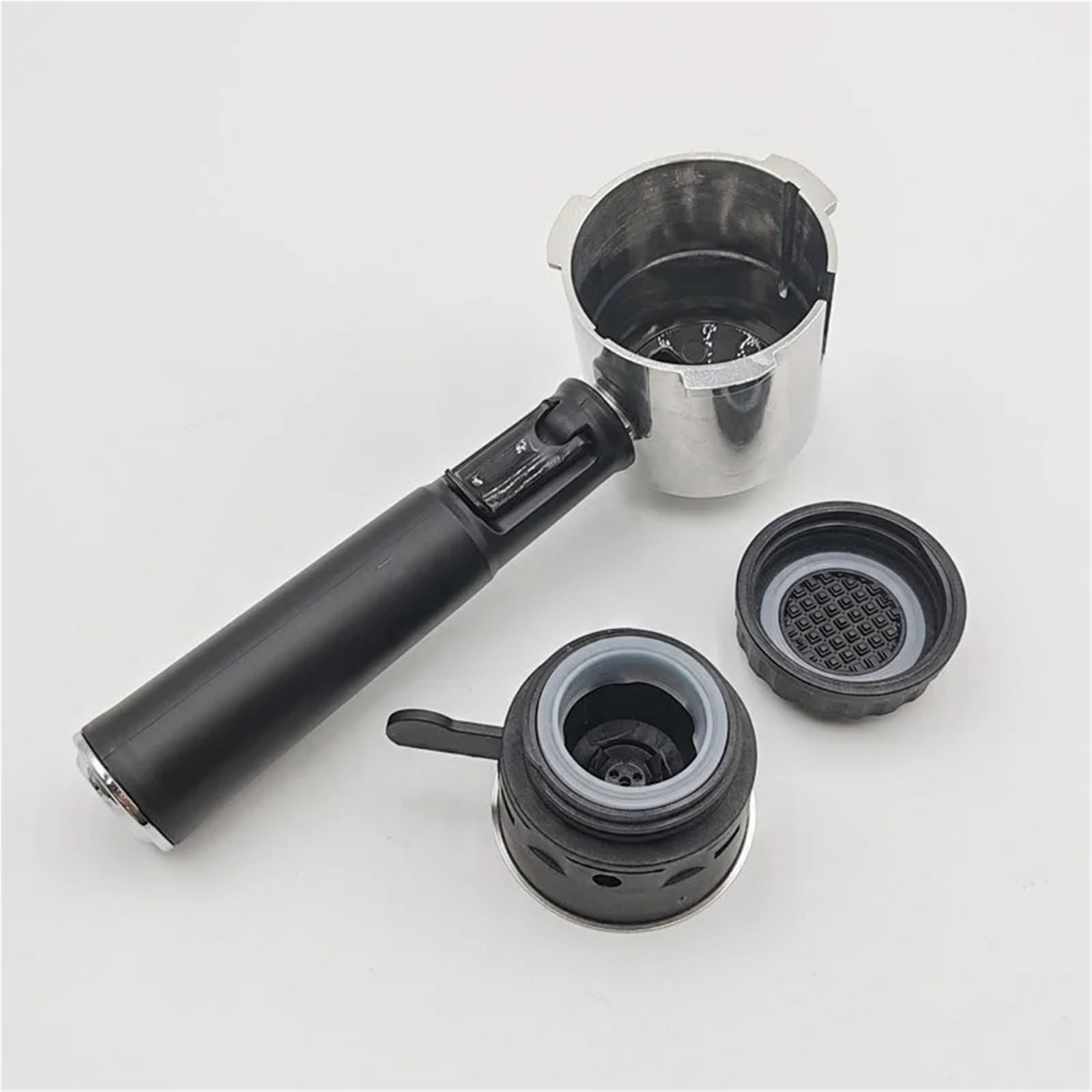 Compatible con mango de portafiltro Nespresso de 51 mm. | Mango de repuesto for máquinas de cápsulas: se adapta a cestas de filtro de 51 mm.