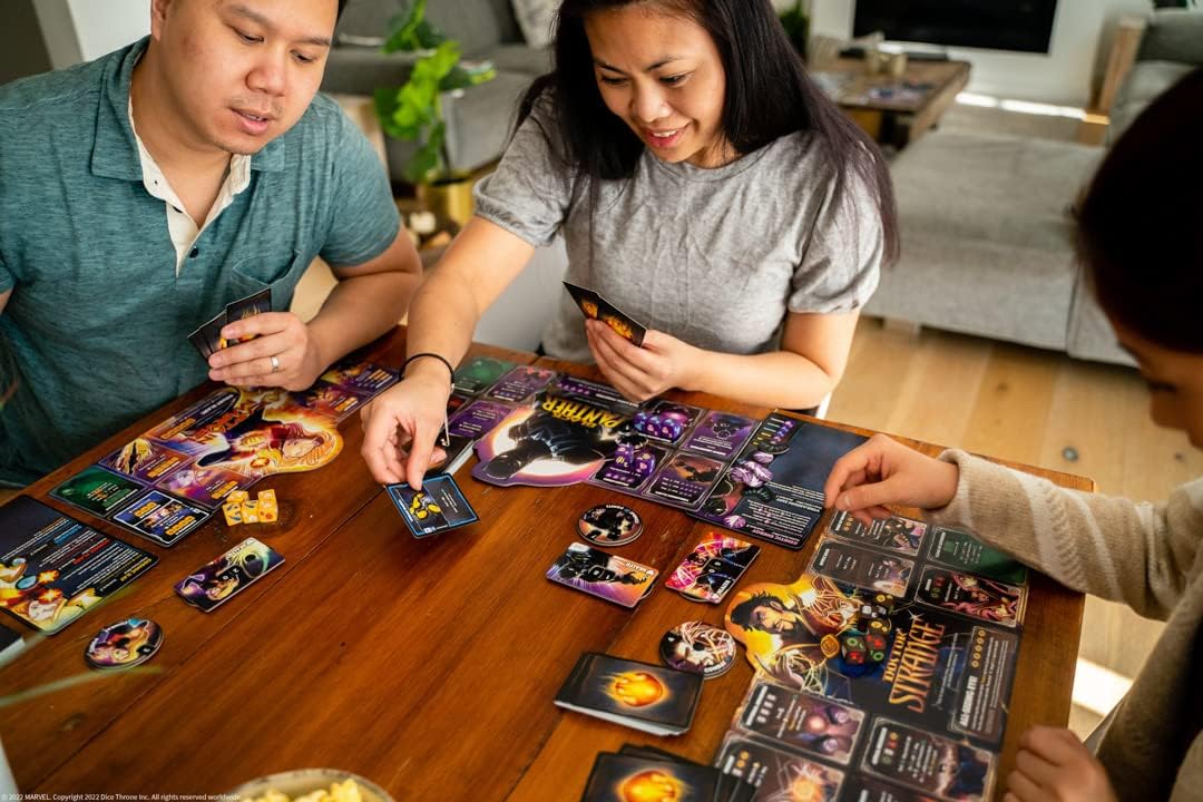 USAOPOLY Marvel Dice Throne | 2 Hero Box Featuring Captain Marvel, Black Panther | Standalone Competitive Dice Game | Officially-Licensed Game | Compatible with The Dice Throne Ecosystem