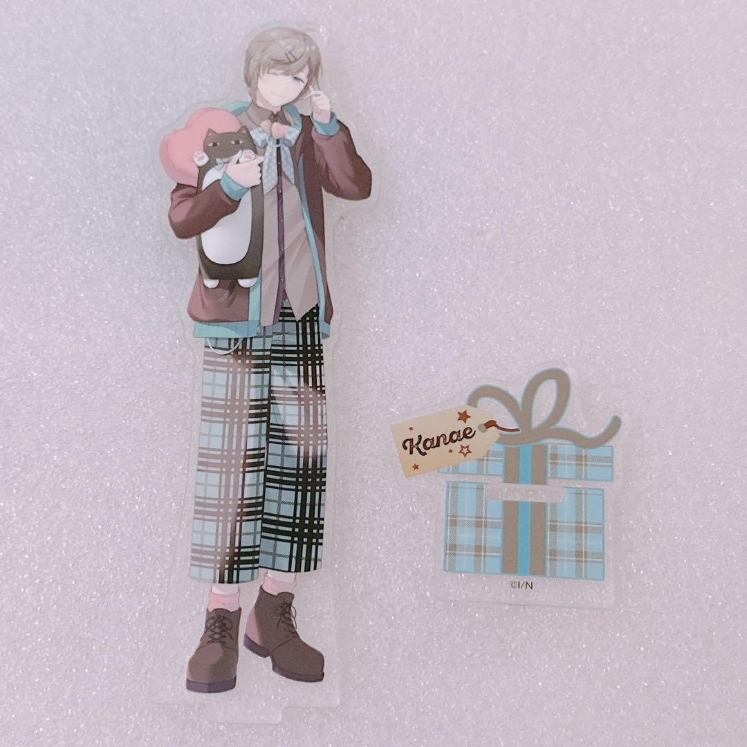 Amazon.co.jp: 叶 ファミマ アクスタ バレンタイン LLL2 : ホーム 