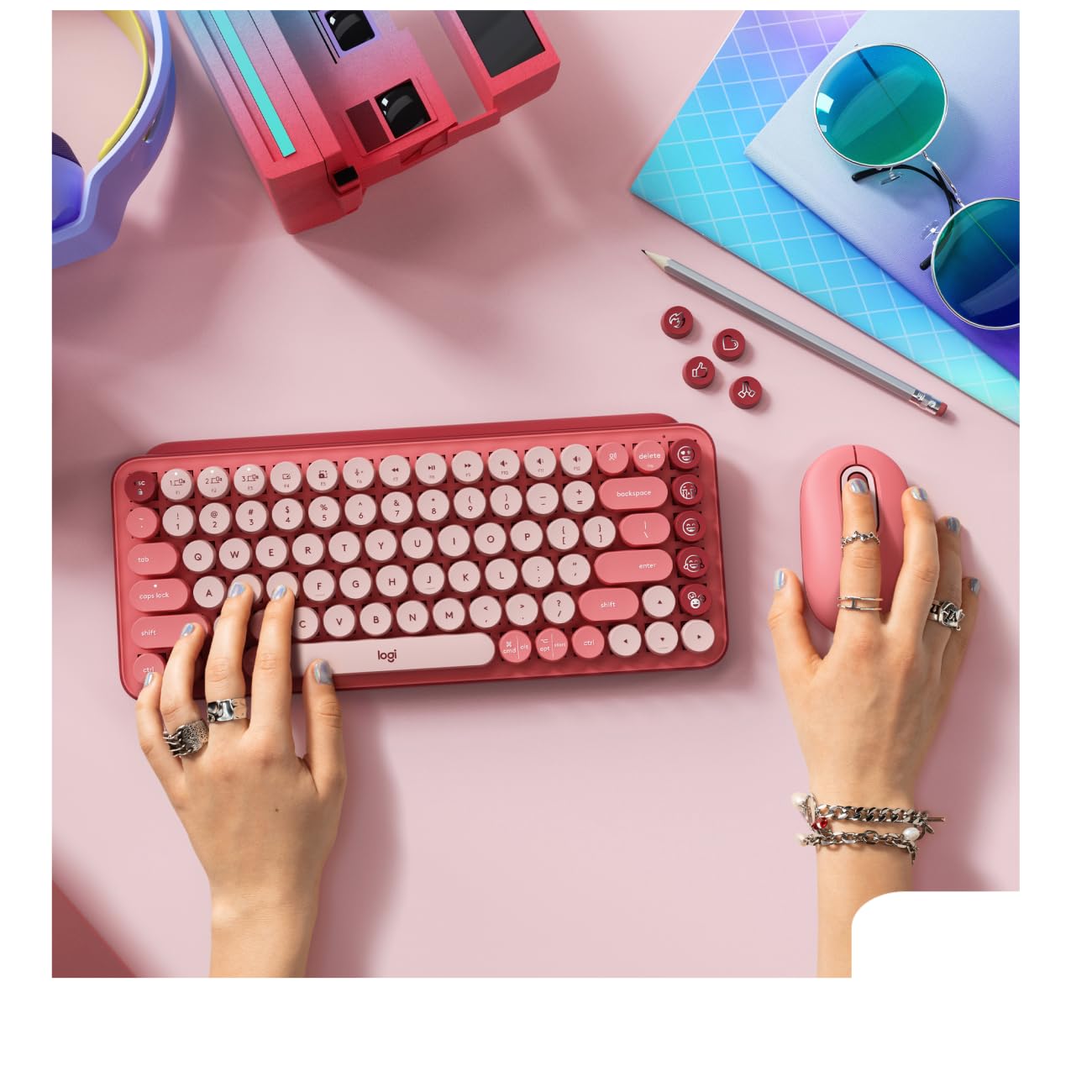 Logitech POP Keys Mechanical Wireless Keyboard with Customizable Emoji  Keys, US QWERTY Layout - Pink: Amazon.de: Computer & Accessories