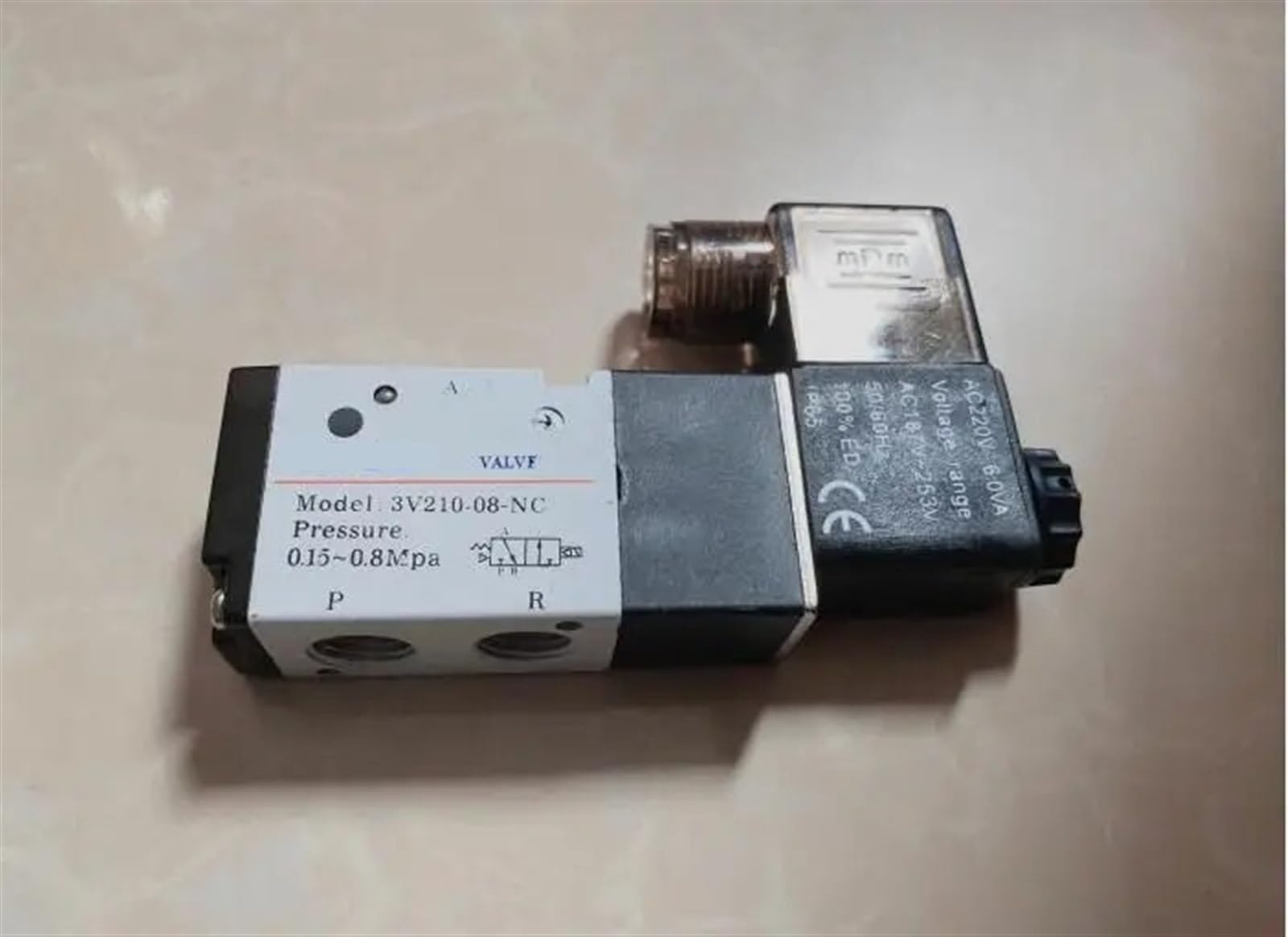 Válvula de control neumática 3V210-08 de 2 posiciones y 3 puertos DC24V de 1/4"