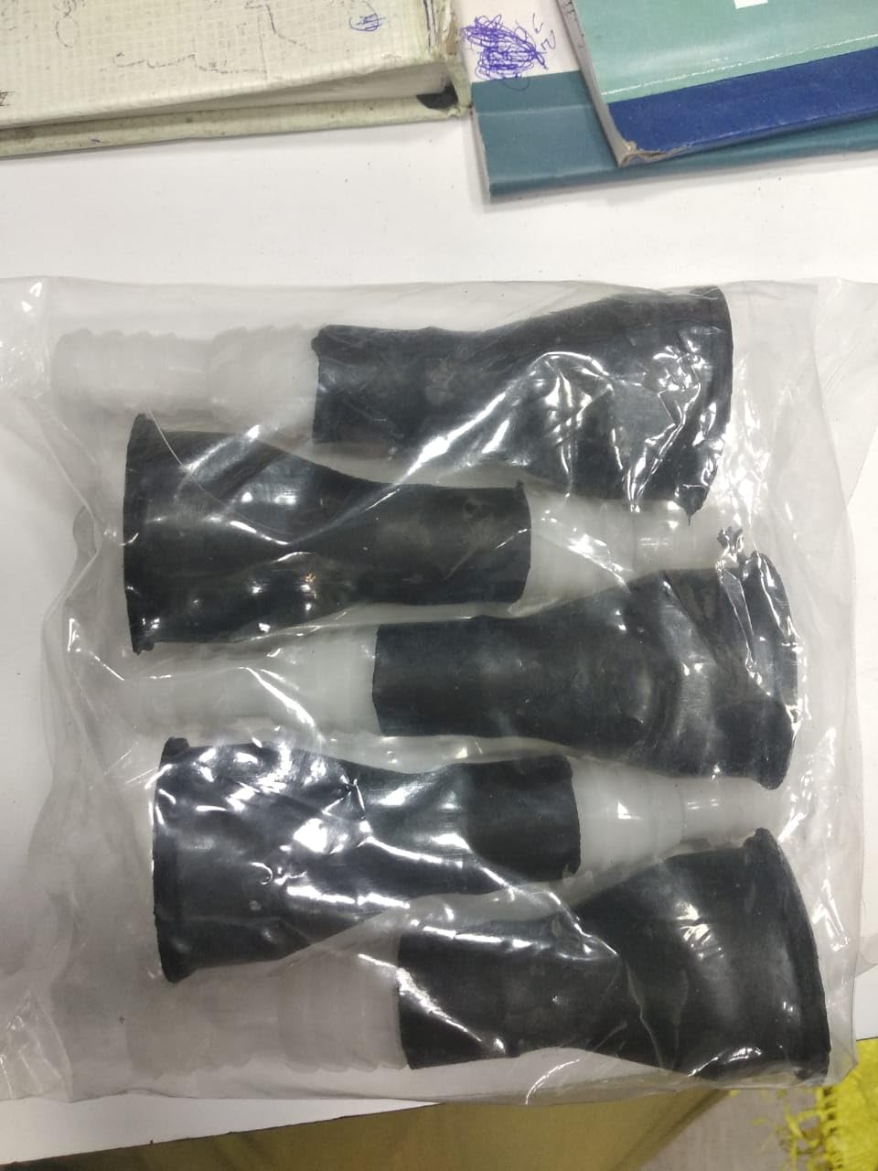 A Z COLLECTION Black Rubber pvc jointer For Joining Tap And Pipe, BLACK IS RUBBER AND WHITE JOINTER IS PVC (BLACK PACK OF 2 PCS) (B0C6NBK9FL) Amazon Price History, Amazon Price Tracker
