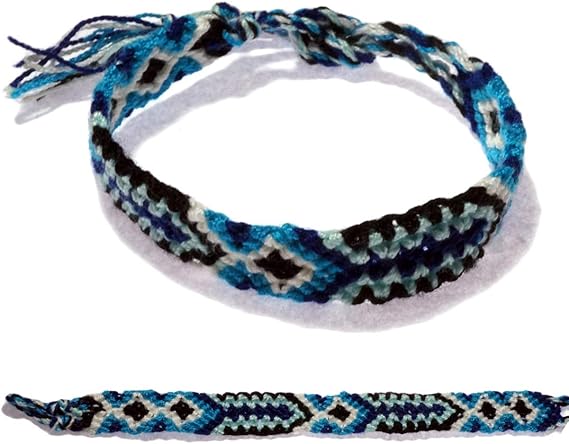 Amazon Co Jp ミサンガ プロミスリング ユニセックス 男女兼用 カラフル 模様 柄 編み込み 爽やか 7種類 A ファッション