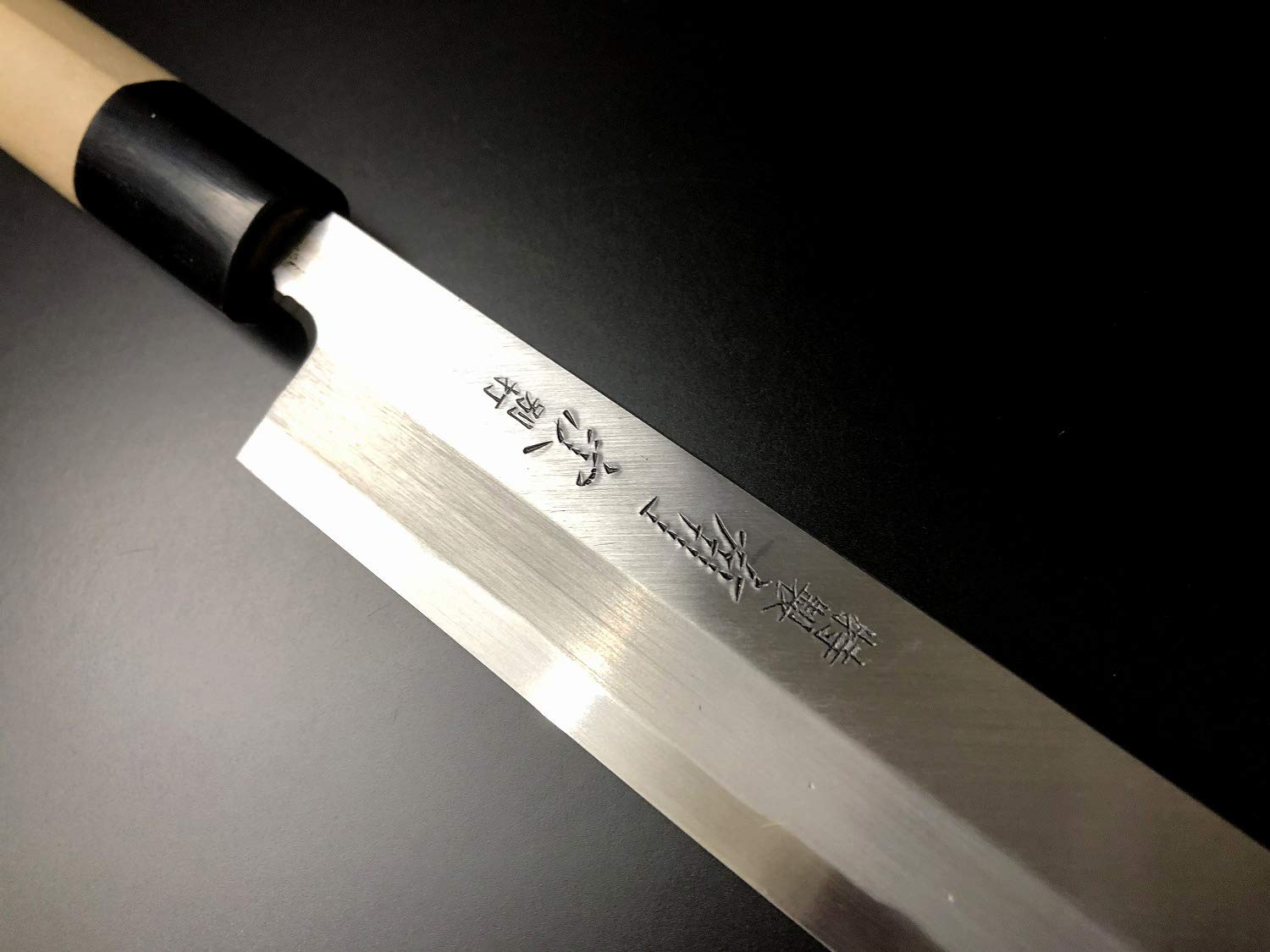 Amazon｜有次 包丁 別打 柳刃 240mm 青鋼2 築地 ARITSUGU 柄 名