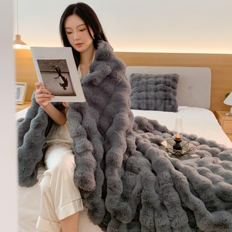 Amazon｜ふわとろ毛布 シングル 冬用 厚手 ふわとろ 毛布 もこもこ毛布