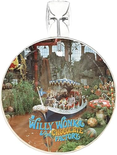 Willy Wonka y la fábrica de chocolate (Boat Ride) Starfire Prints adorno de vidrio (Home y árbol de Navidad Decoración Willy Wonka y la fábrica de chocolate (Boat Ride) Starfire Prints adorno de vidrio (Home y árbol de Navidad Decoración