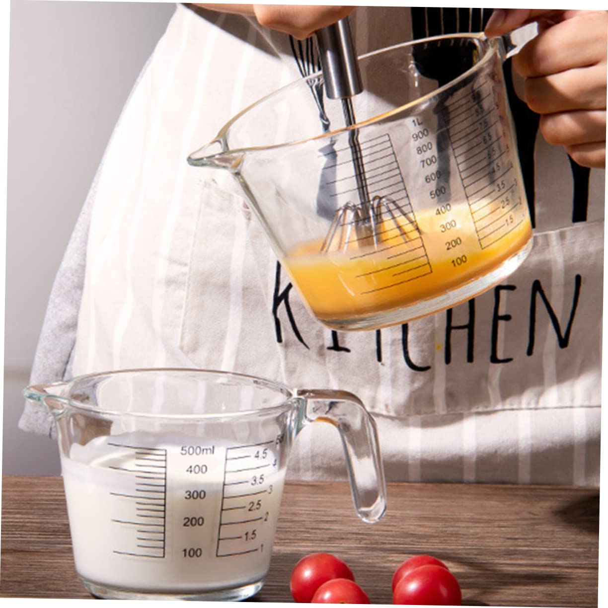 Tasse à Mesurer avec Couvercle en Bois Facile à Nettoyer en Verre Résistant la Chaleur Graduée pour Liquides et Jus Réutilisable, 1pc Cuisine et Pâtisserie