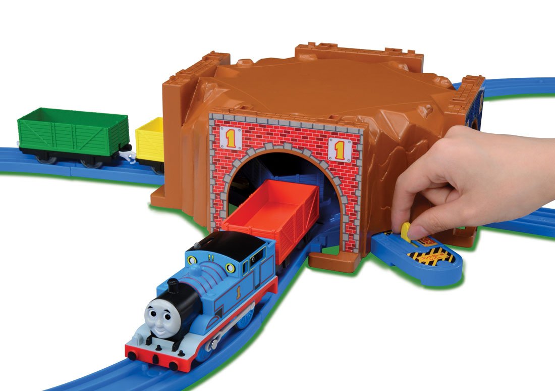 Amazon | プラレール トーマス あっちこっちトンネルセット | 電車 