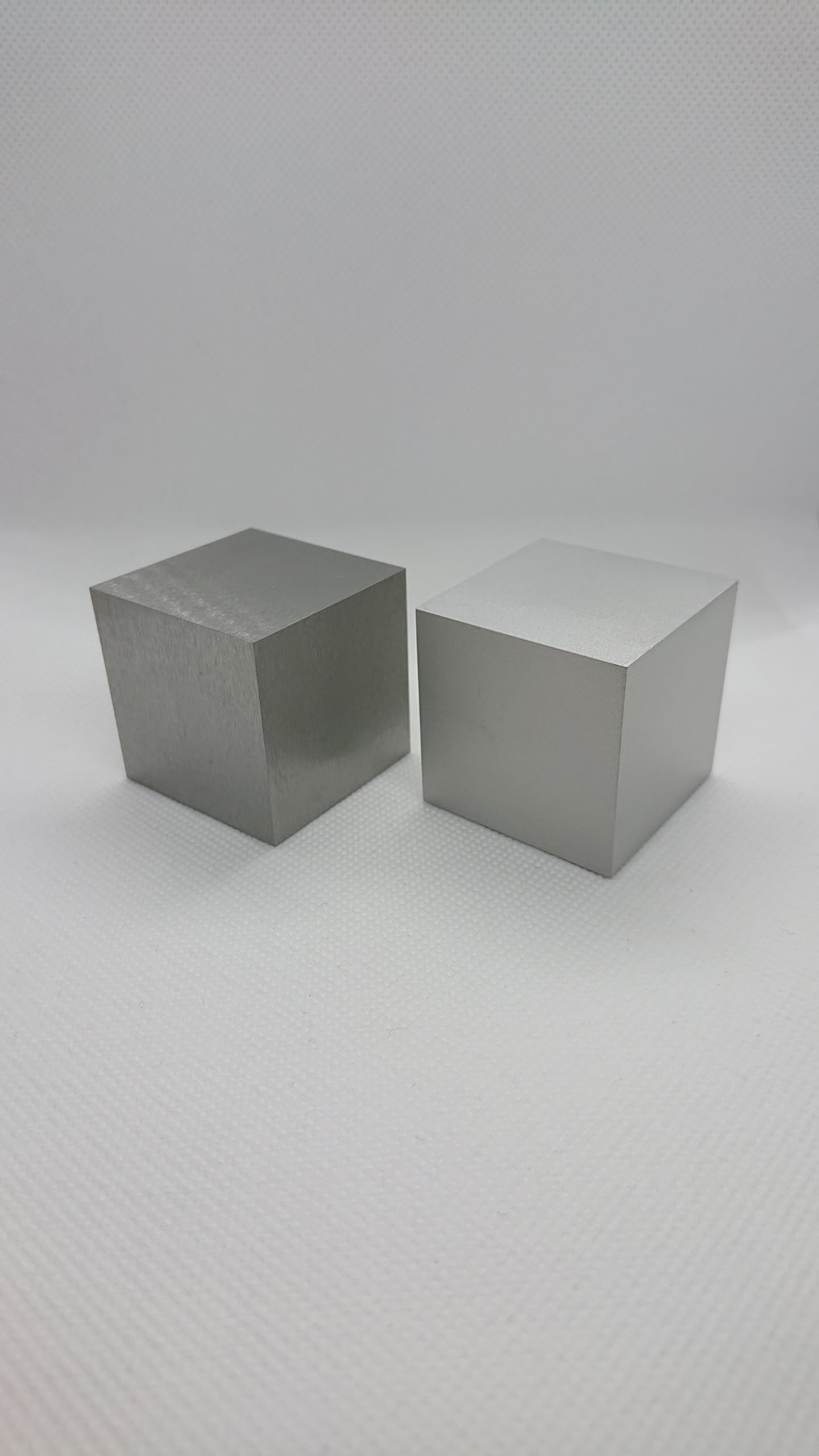 38,1mm/1,5 Zoll Würfel/Cube aus Wolfram(~1,06kg) und Aluminium(~0,15kg)