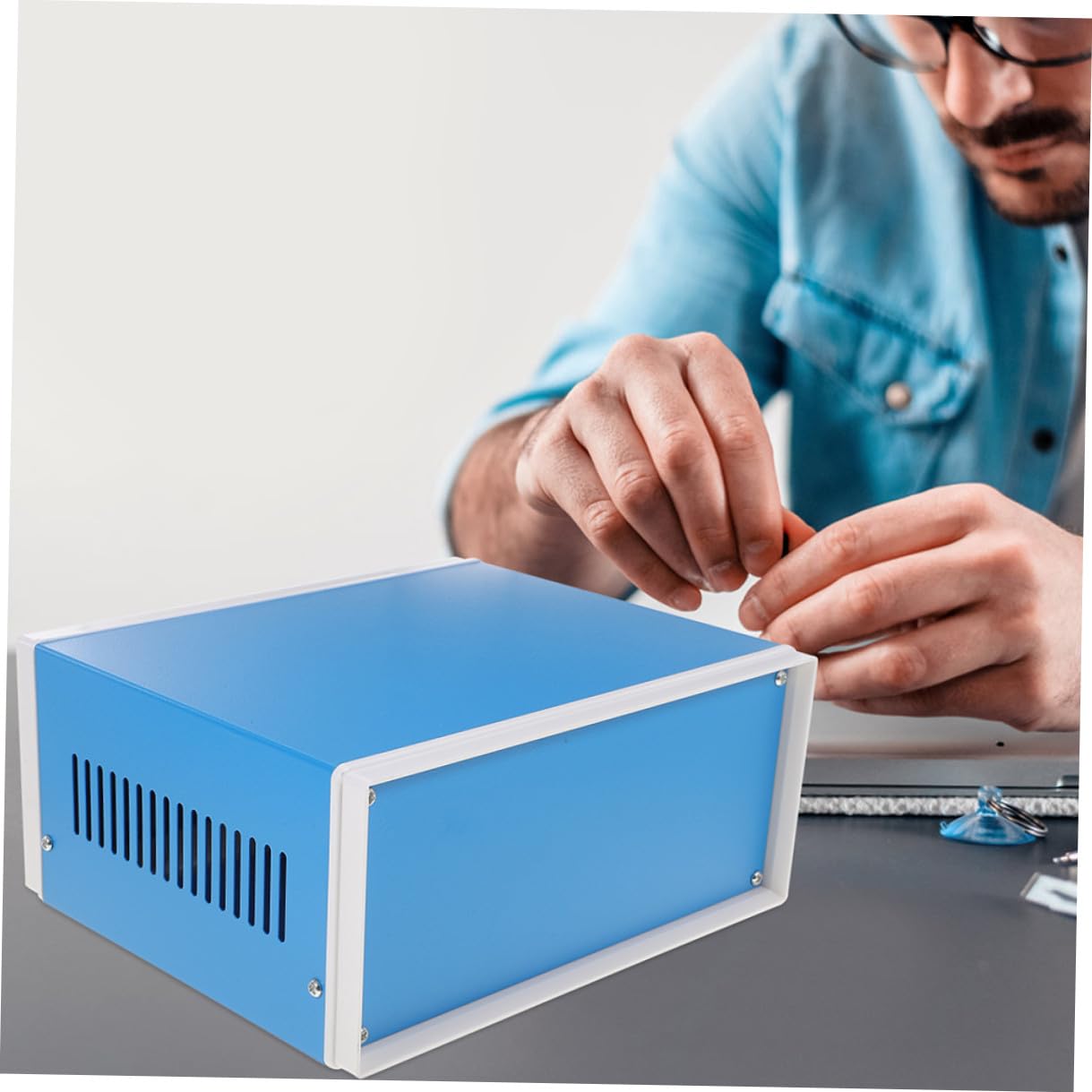 Caja de Conexiones Metálica para Proyectos, Caja de Cerramientos Metálicos Empotrada, Carcasa Electrónica 120x320x268 Mm, Resistente y Duradera, Uso Industrial y Eléctrico, 1 Unidad