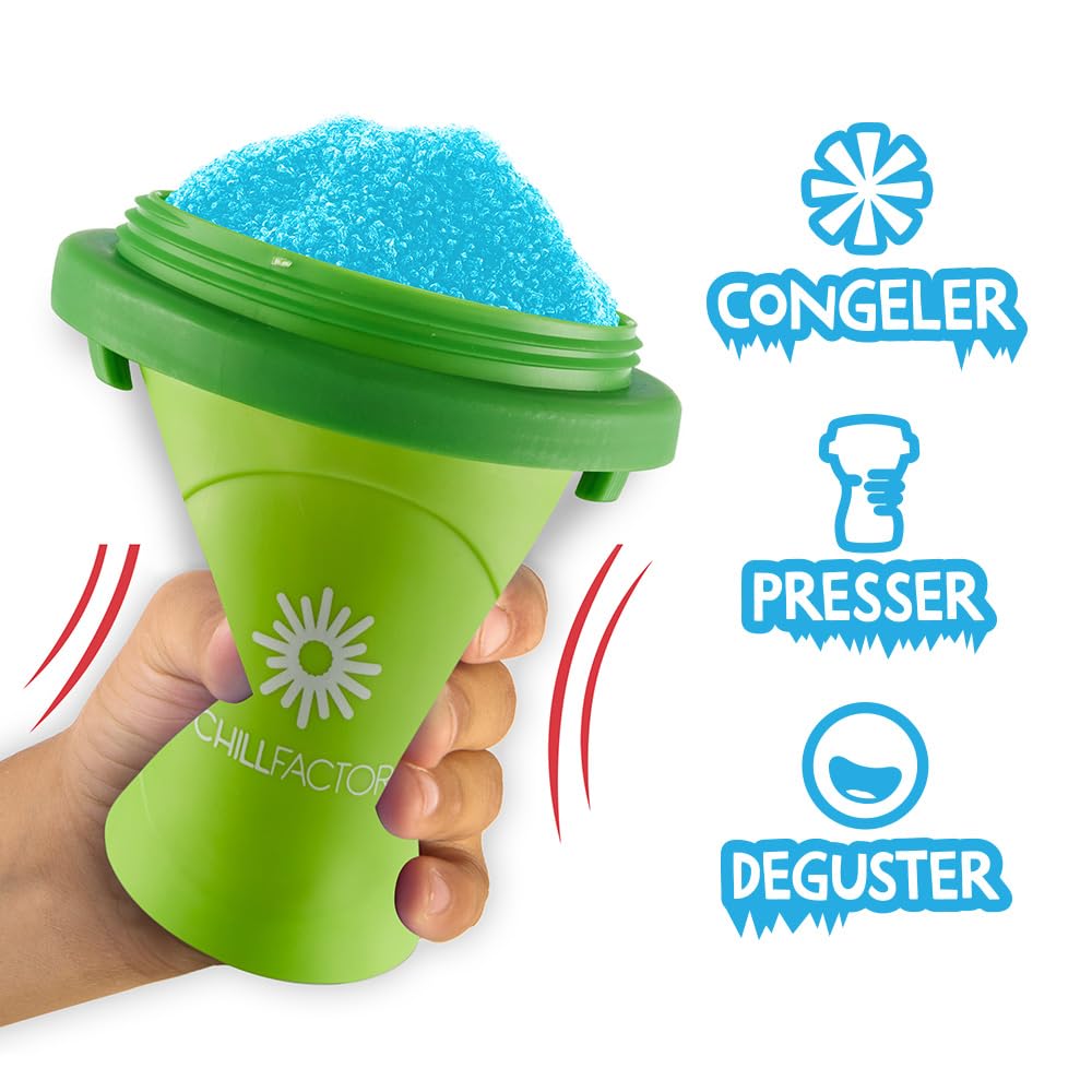 BANDAI - Chillfactor - Mug à granité fourni avec paille - Couleur aléatoire, Vendu à l'unité - Fabrication de Glaces maison - Atelier Cuisine Créatif pour Enfant 3 ans et plus - Atelier Granita