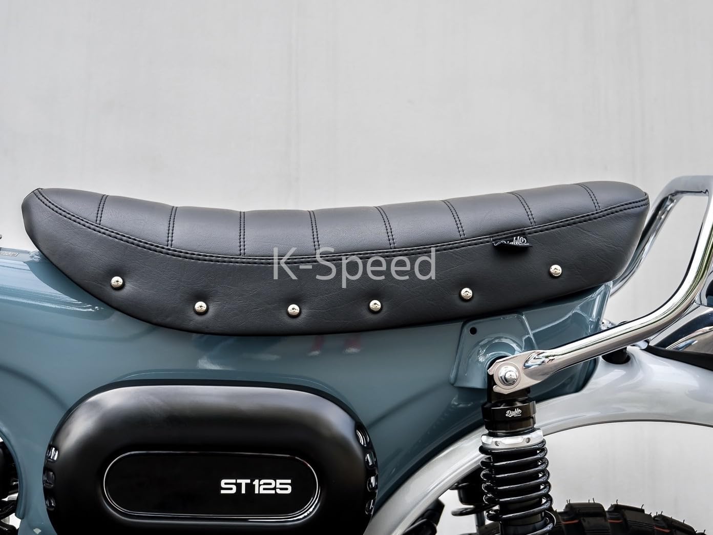 【美品】ホンダDax 125用 DX005 KーSPEEDタンデムシート 楽天市場】ホンダ ダックス DAX125用交換ローダウンシート DX005