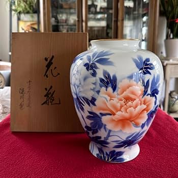 有田焼 深川製磁 花瓶 牡丹 壺 木箱付き 宮内庁御用達 Amazon.co.jp: 深川製磁 、有田焼 、宮内庁御用達 、花瓶 、牡丹
