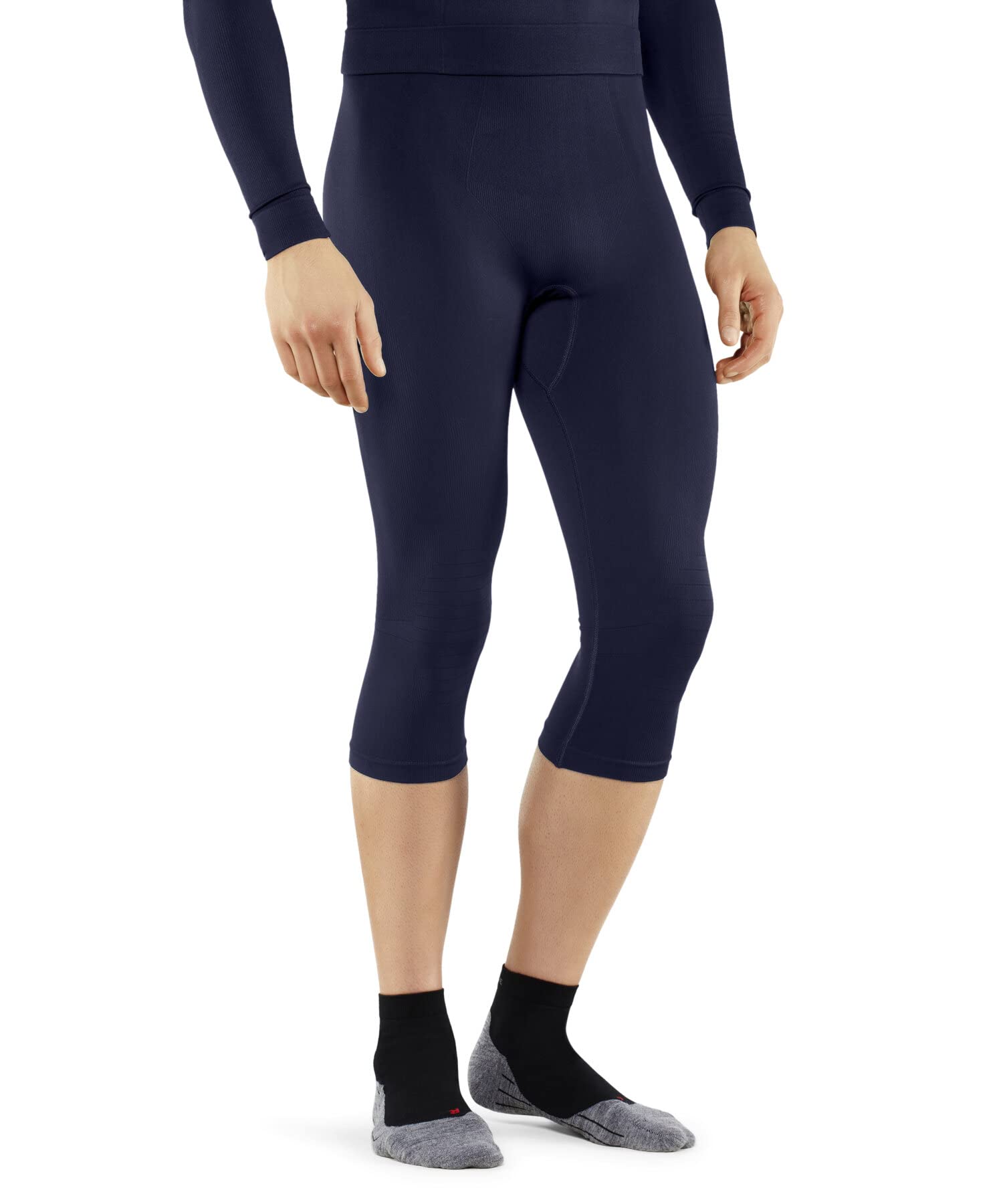 Falke Damen Maximum Warm 3/4 Funktionsunterhose schnelltrocknendes atmungsaktives nachhaltiges Funktionsmaterial kalte bis sehr kalte Temperaturen Funktionsunterwäsche 1 Stück | aus feuchtigkeitsregulierendem Material