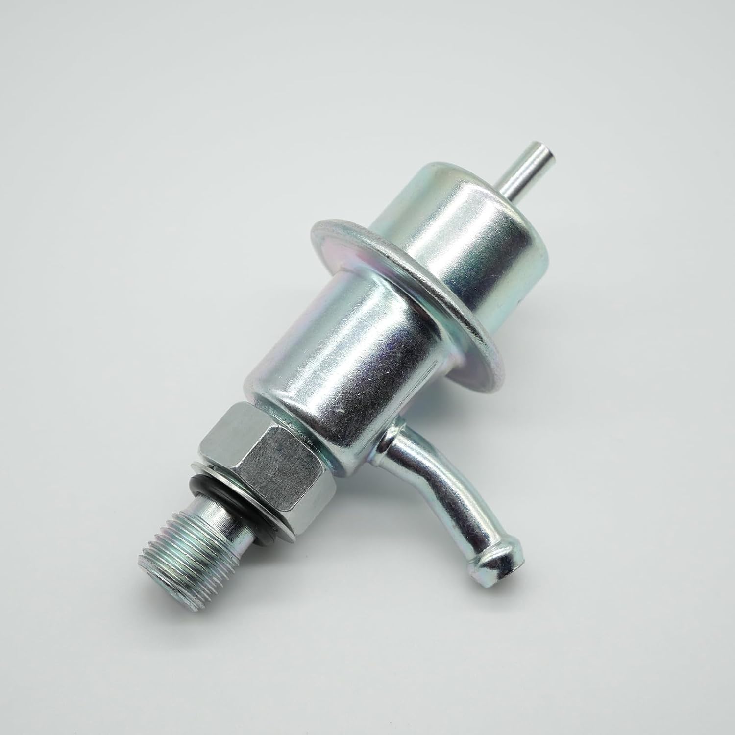 23280-35030 Fuel Pressure Regulator for 1988-1995 Toyota 4Runner Pickup 2.4L