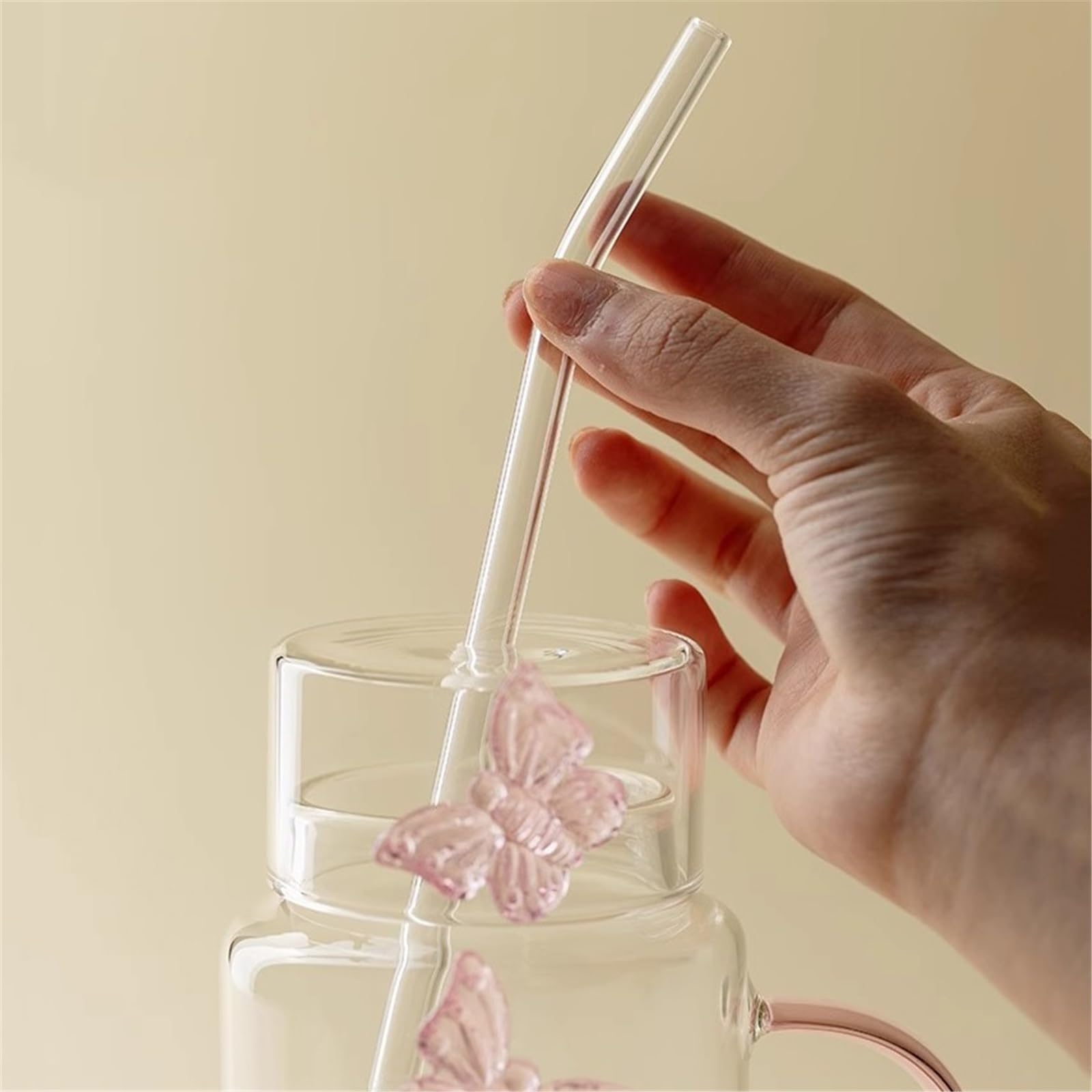 Verres à boire Verres transparents avec papillon rose en 3D, 44 cl (15 oz), verre borosilicate, couvercle et paille, for boissons chaudes ou froides Gobelets en verre
