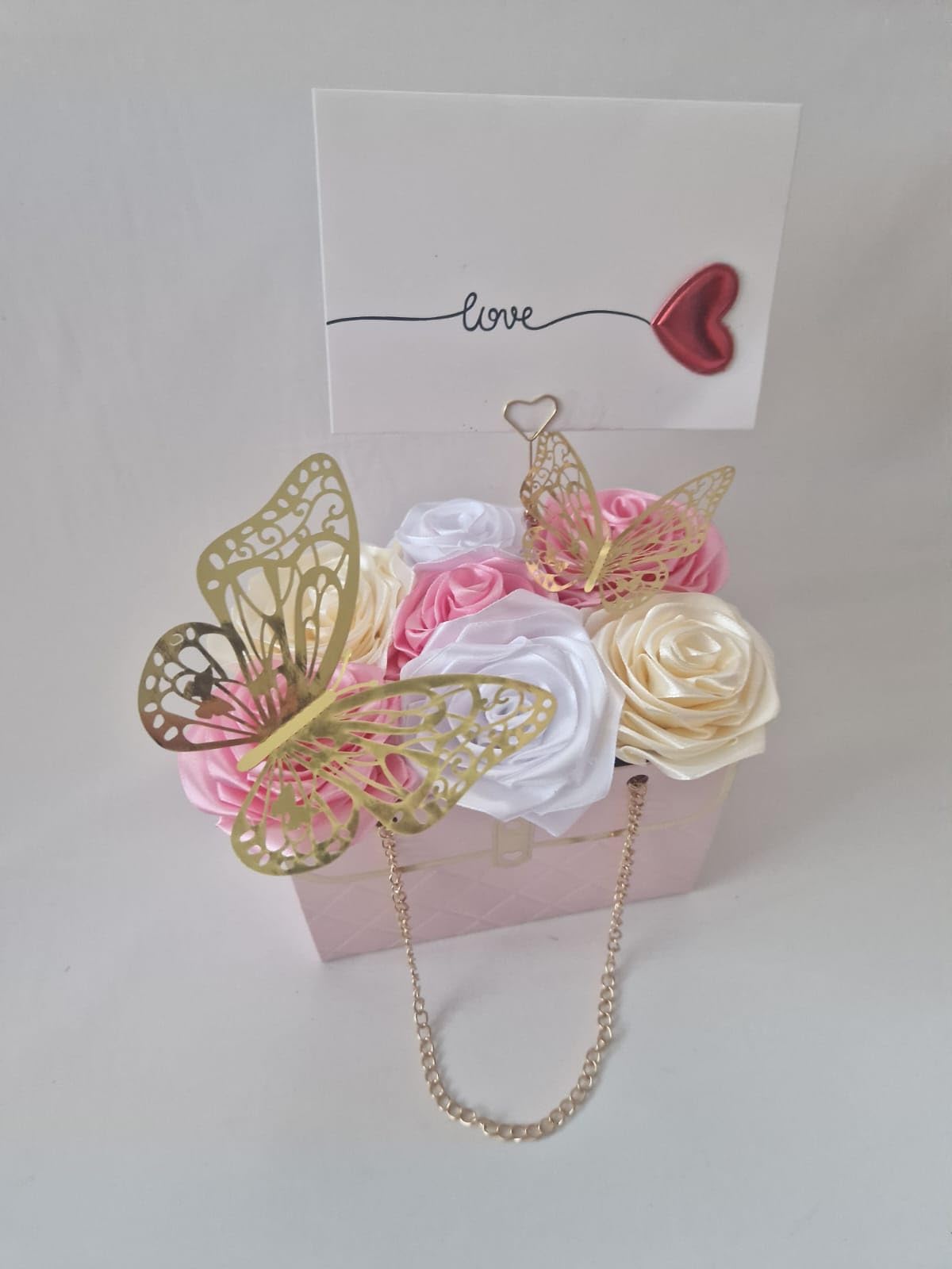 Bouquet de roses en soie avec sac cadeau élégant pour décoration