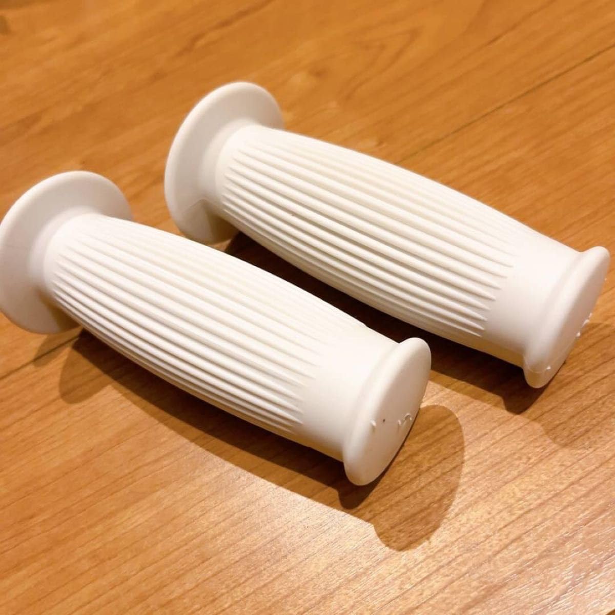 昭和レトロハンドルグリップ超レア品／まとめ売り品バラ売り不可‼️ 楽天市場】レトロ（グリップ｜ハンドル）：パーツ<バイク用品<車