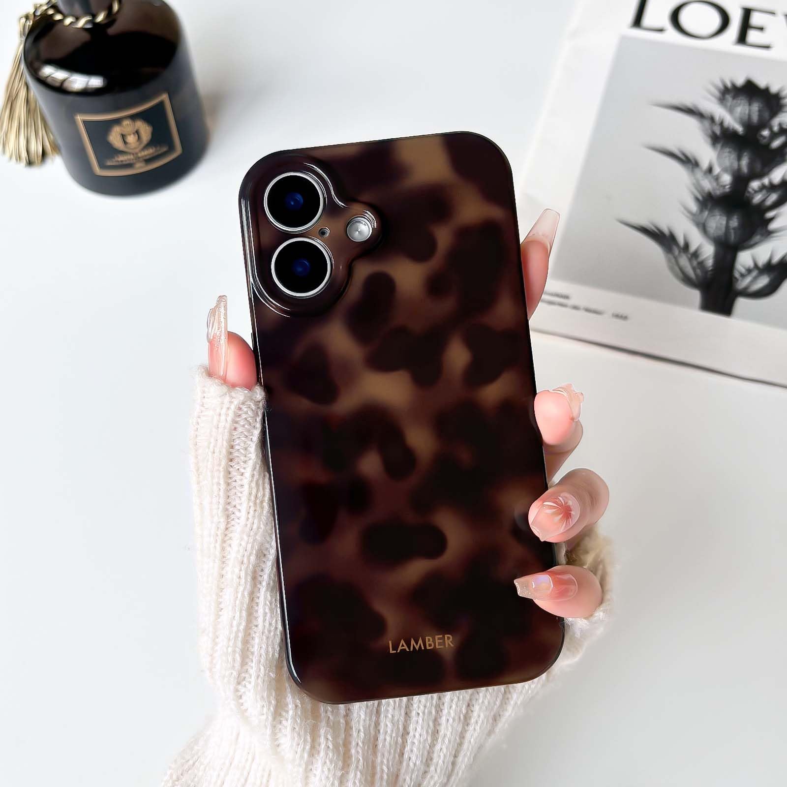 NITITOP Cover per iPhone 16 Estetica Tartaruga Motivo Leopardato con Stampa Marrone Ambra per Ragazze Femminile Morbida Sottile con Protezione Custodia con Antiurto - Marrone