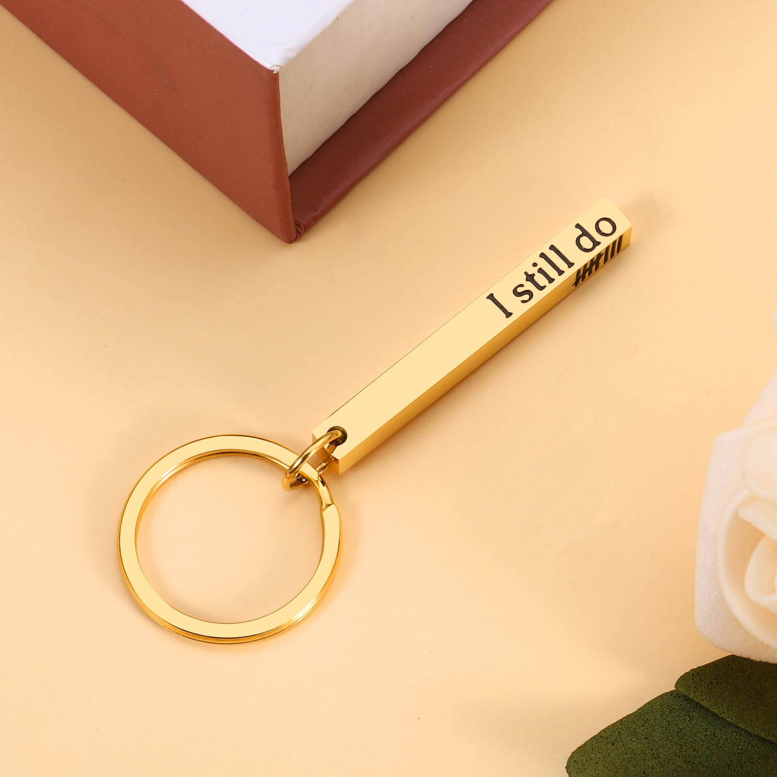 KINMES Bronze 8th Anniversary Keychain Gifts for Women Men, Husband Wife, Lovers, Couple, Boyfriend Girlfriend, Unisex