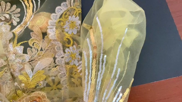 Amazon.com: 130 公分金色紅色藍色鳳凰孔雀蕾絲布料亮片花朵水鑽刺繡
