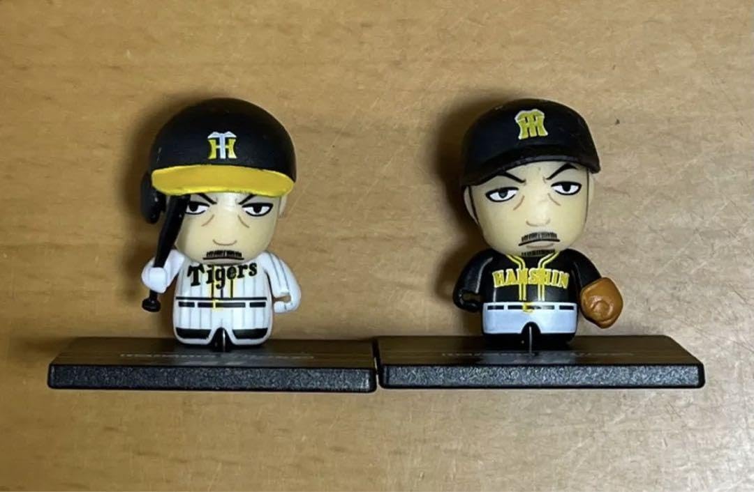 Amazon.co.jp: 阪神タイガース ミニフィギュア 鳥谷選手 2体セット
