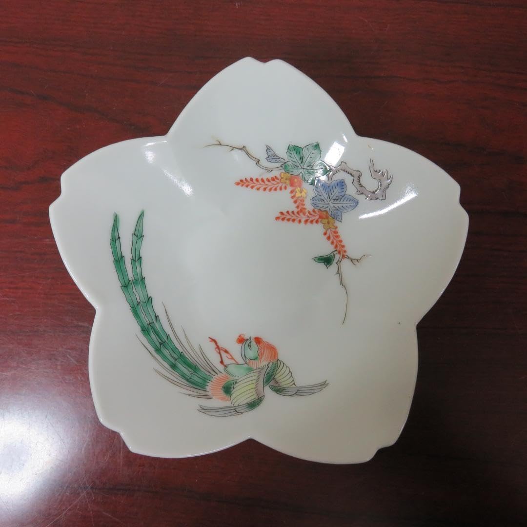 花型 中皿 白磁 色絵付 明治前後 鳳凰 希少品 4枚 古伊万里 花型 中皿 白磁 色絵付 明治前後 鳳凰 品 4枚 古伊万里 花