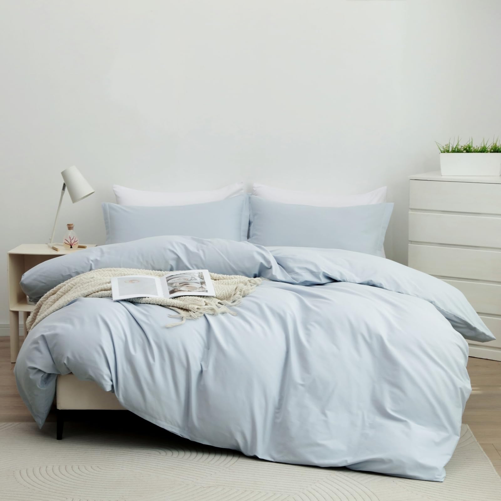 OAITE 100% Brushed Cotton Duvet Cover Queen Size Soft Breathable Durable Bedding with Zipper Closure - 3 Pieces Plain Simple Duvet Cover Set,2 Pillow Shams,1 Duvet Cover(90