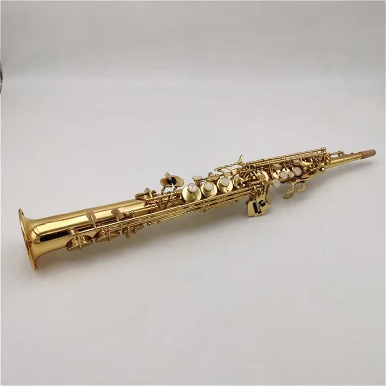 Saksofon Mosiężny prosty saksofon sopranowy Bb płaski saksofon instrument dęty drewniany Carve wzór (Color : Leather bag)