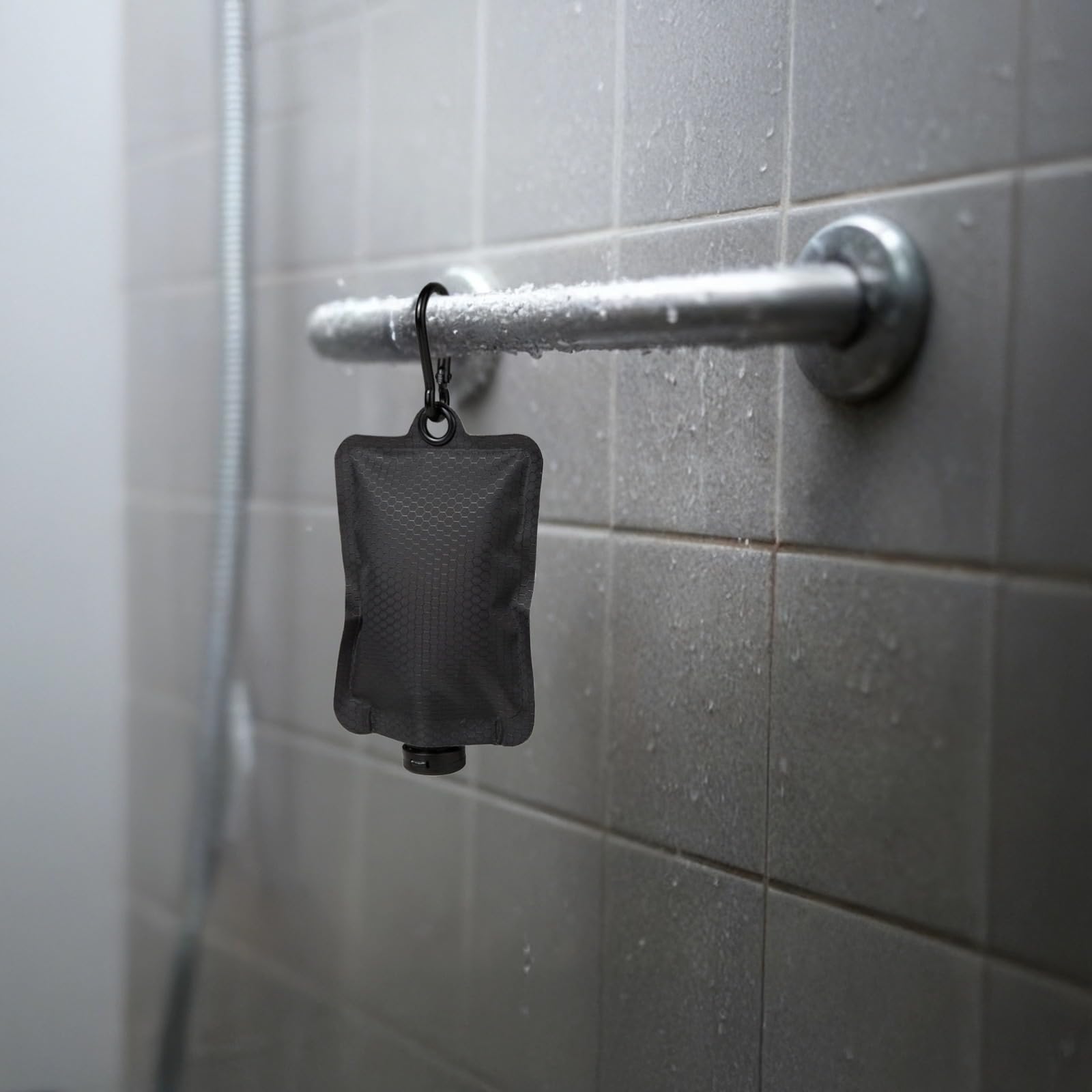 Flatpak butelki toaletowe, zatwierdzone przez TSA, etui podróżne do wielokrotnego napełniania z haczykiem do zawieszenia, na balsamy, szampon, odżywkę, różowe, czarne, białe, do przenoszenia, na