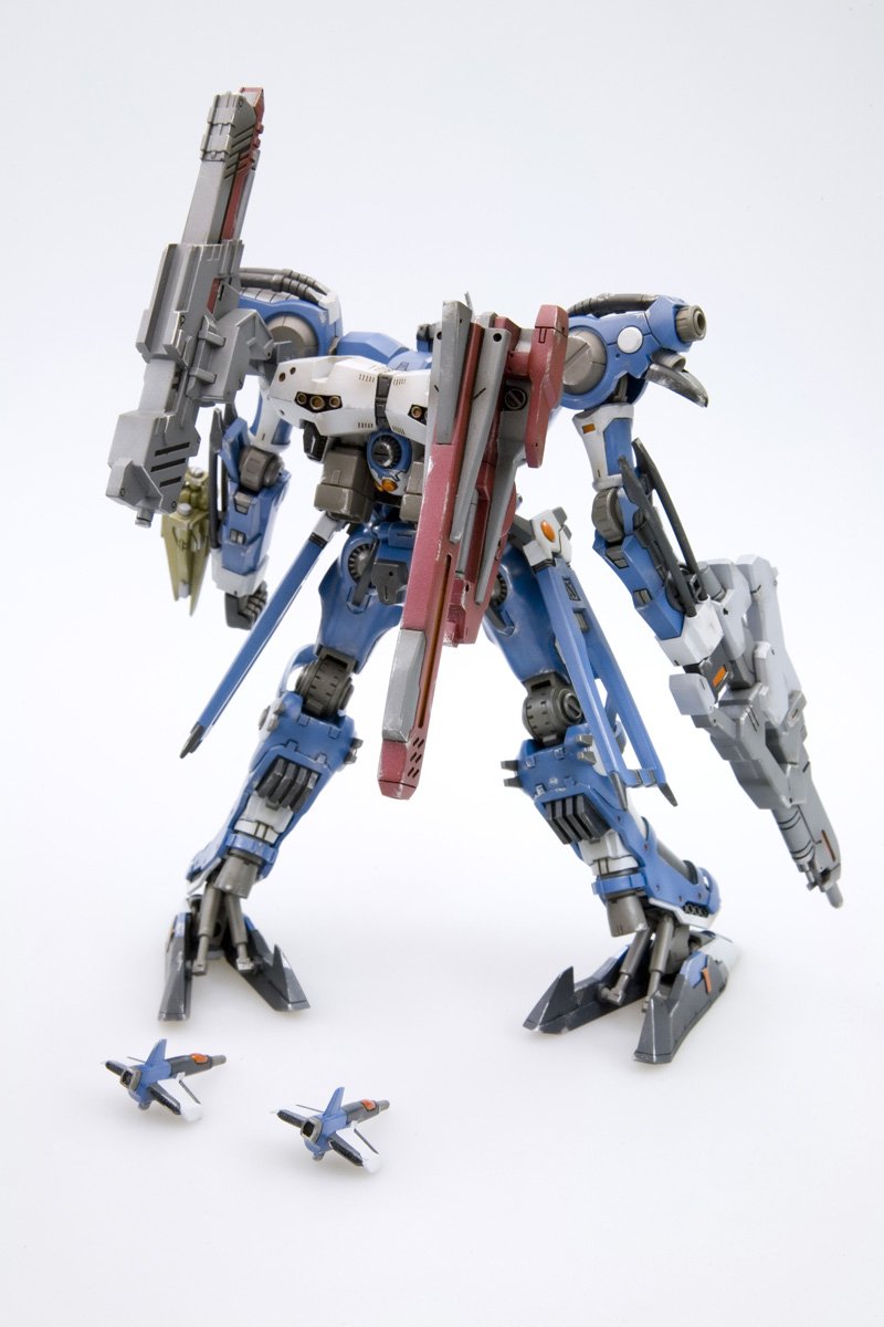 Amazon.com: 1/72 Scale Armored Core CR-C89E Crest Oracle Ver