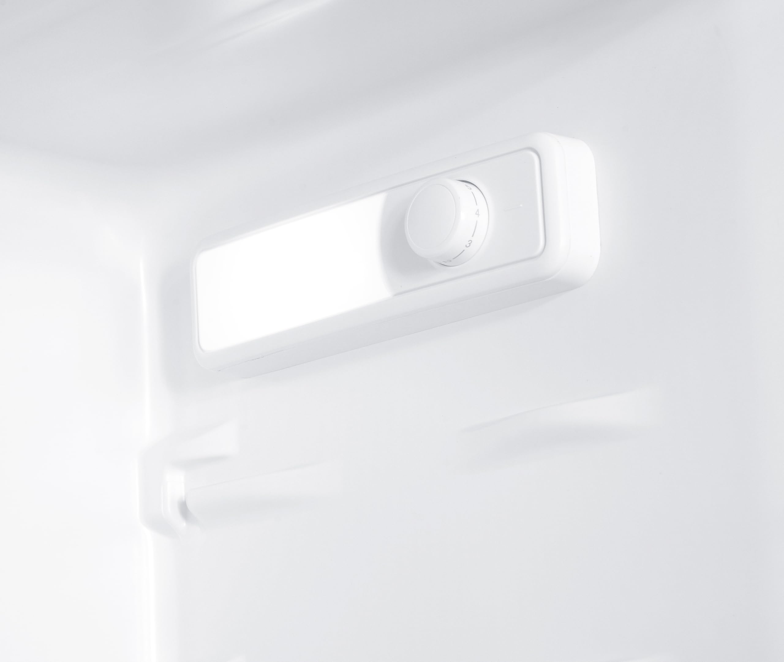 homeX CS2422E-W Kühlschrank ohne Gefrierfach groß 242 Liter freistehend | Vollraumkühlschrank, leiser Standkühlschrank, Fridge, Getränkekühlschrank, 5 Ablagen, LED-Beleuchtung, 143 cm hoch, weiß