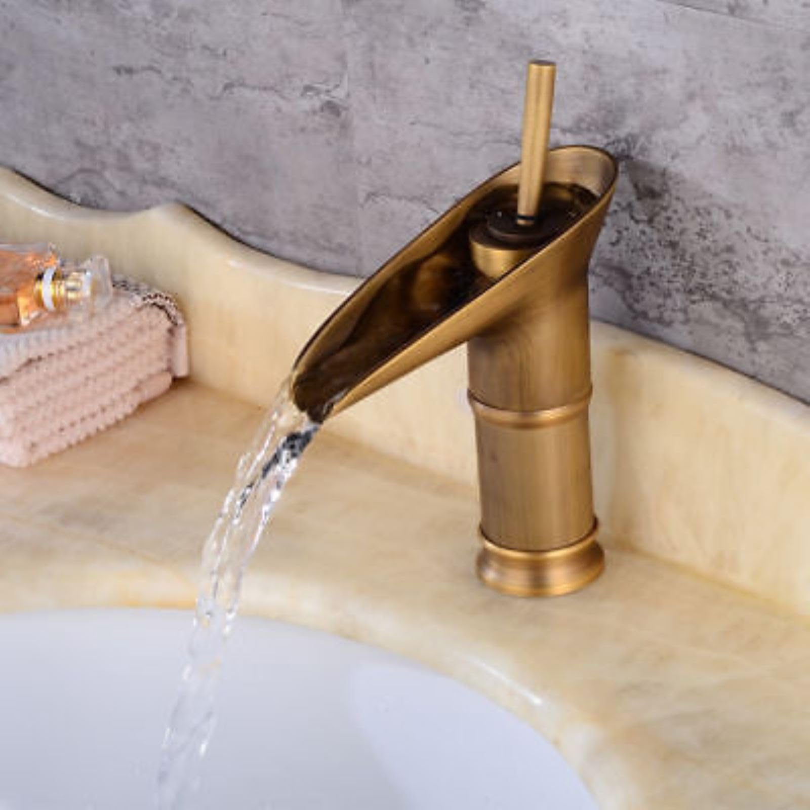 Mitigeur de lavabo cascade vintage en laiton pour salle de bain et cuisine