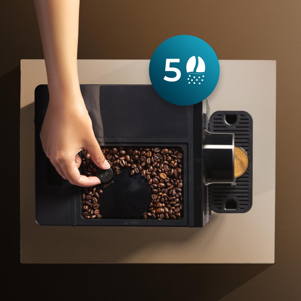 Cecotec Macchina da Caffè Superautomatica Compatta Cremmaet Cube. 1350W, Sistema Pressatura 10g, Pre-Infusione, 19 Bar, Sistema Thermoblock, 5 Livelli Macinatura, Pannello Controllo Tattile