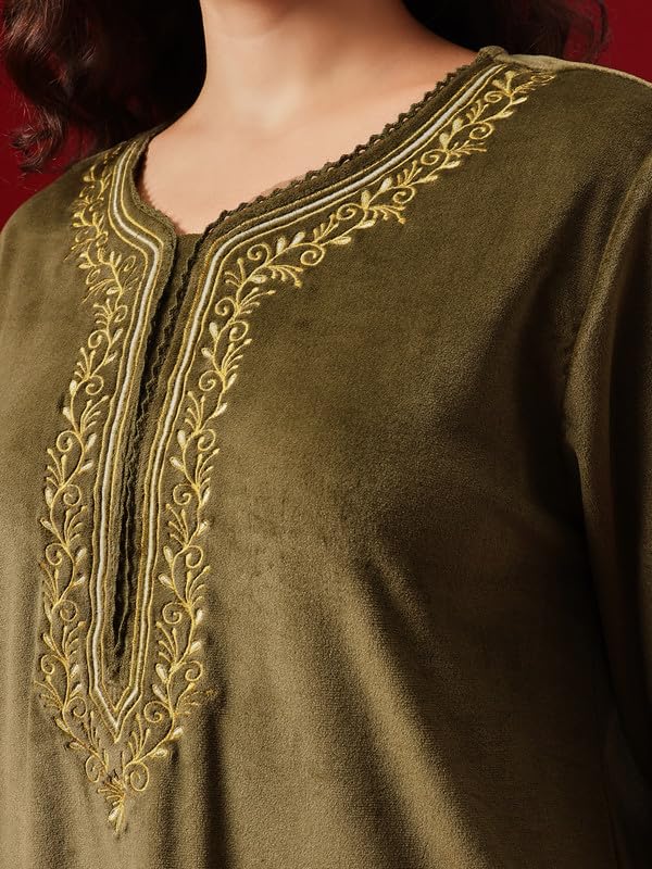 Image of Clovia Women's Velour Long Nighty - Green