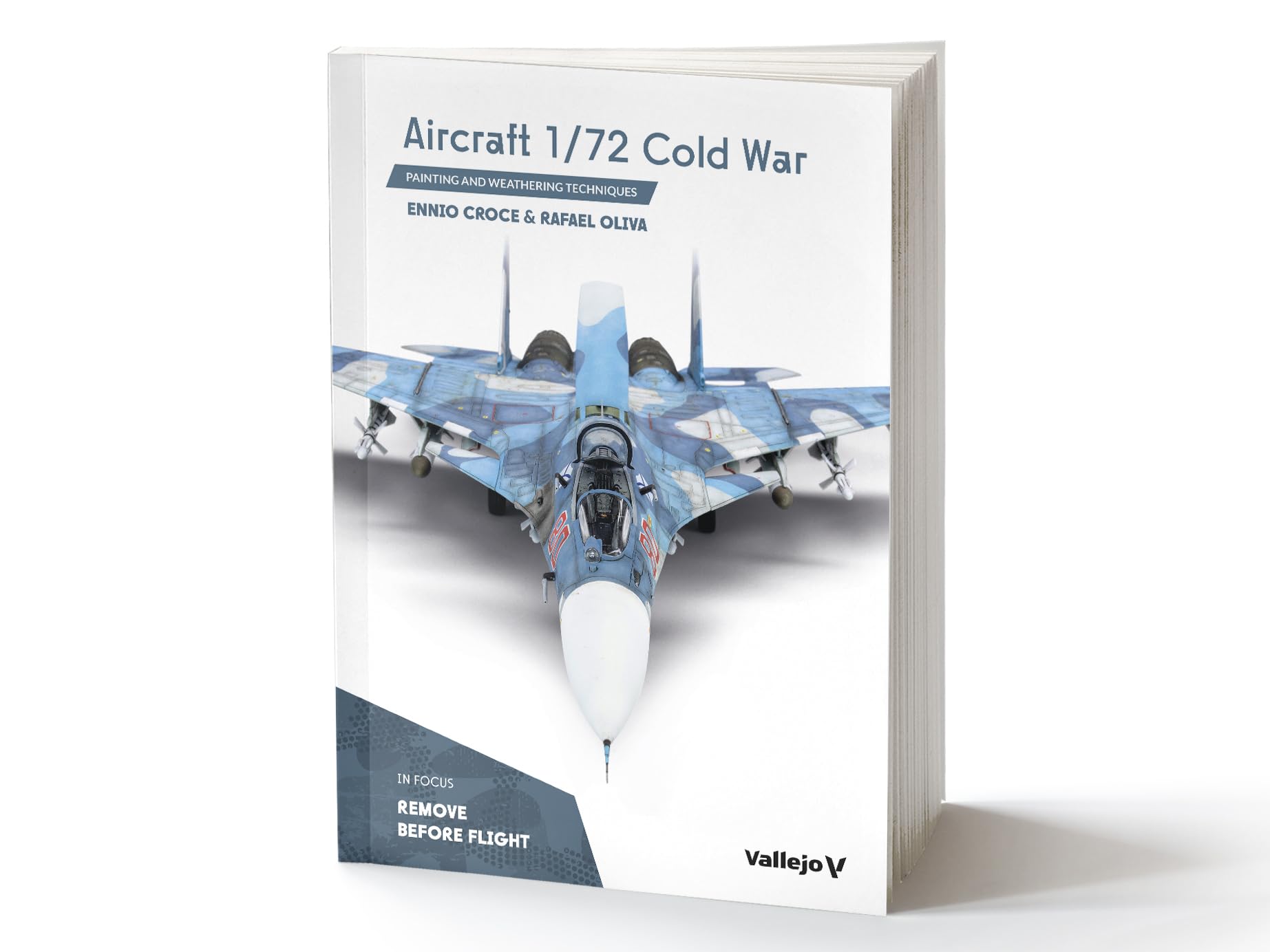 Vallejo 775070 Book: Aeroplanes in the Cold War, Scale 1/72, English - Gauge N
