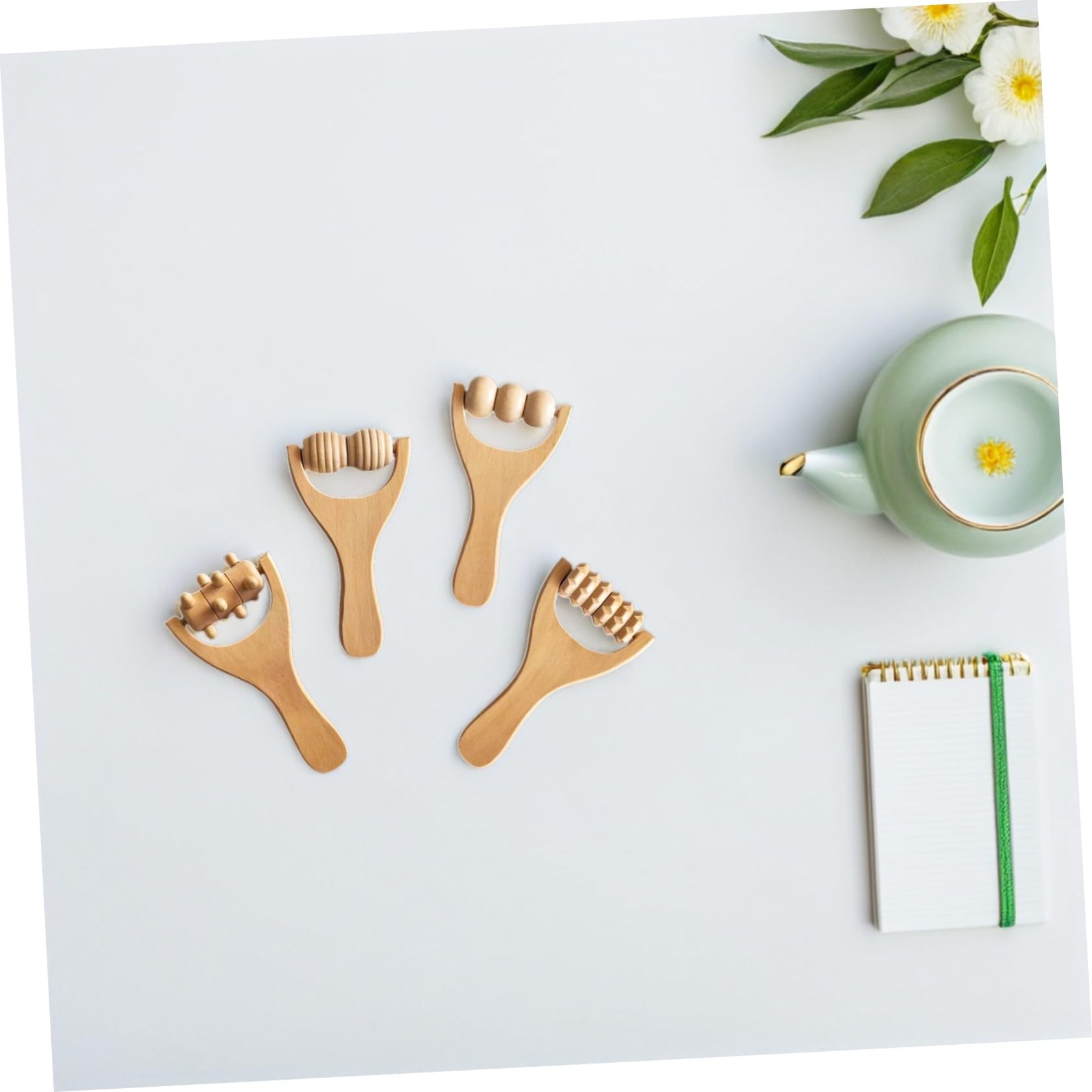 Baluue 8 Stück Holzmassagegerät mit Ergonomischem Griff Fuß und Rückenmassagegerät für Schulter und Nackenentspannung zu Hause und Freien