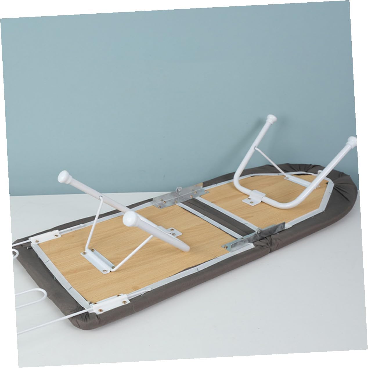 TEHAUX Portable Tabletop Ironing Board for Home Use Space-Saving Ironing Frame with Heat-Resistant Surface for Dorm Apartment and Travel