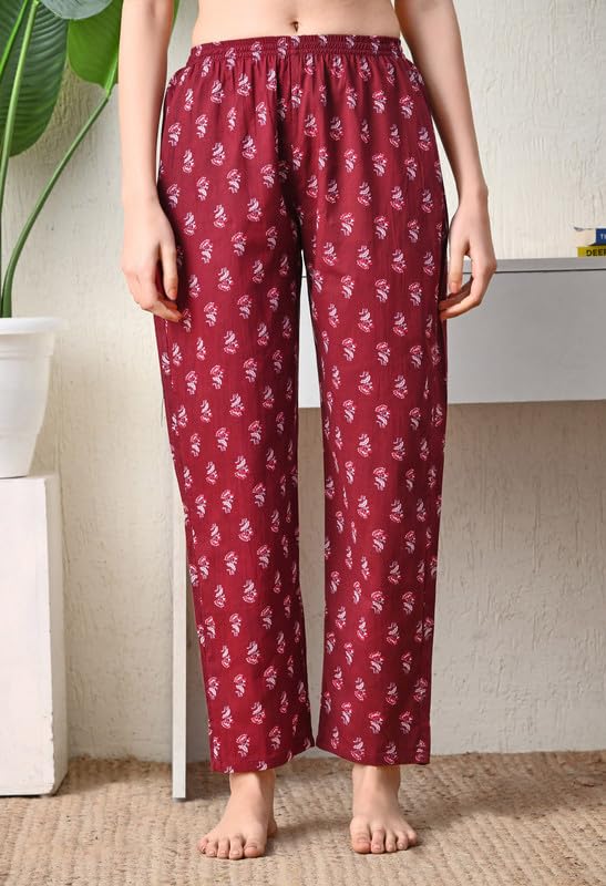 Image of Ichaa Women's Cotton Printed Round-Neck Night Suit Set with Pocket